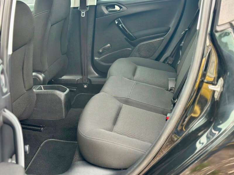 2016 PEUGEOT 208 2016 PEUGEOT 208