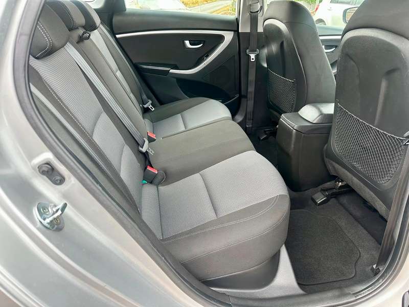 2015 HYUNDAI I30 2015 HYUNDAI I30