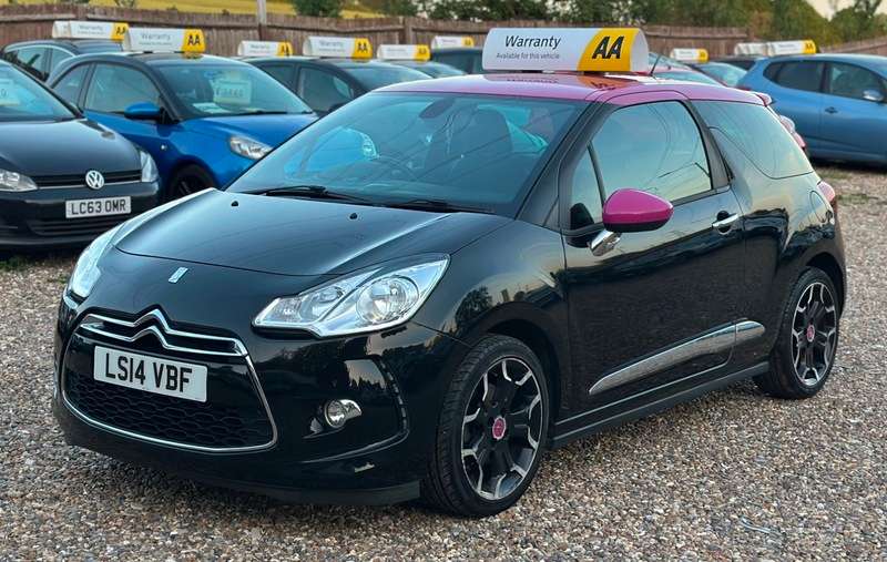 A 2014 CITROEN DS3 DSPORT PINK A 2014 CITROEN DS3 DSPORT PINK
