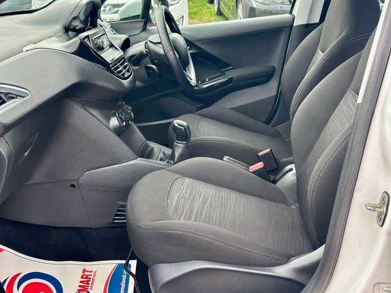 2016 PEUGEOT 208 2016 PEUGEOT 208