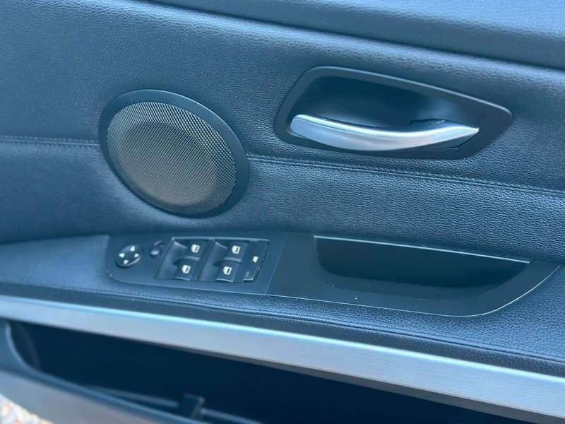 2011 BMW 3 SERIES 2011 BMW 3 SERIES