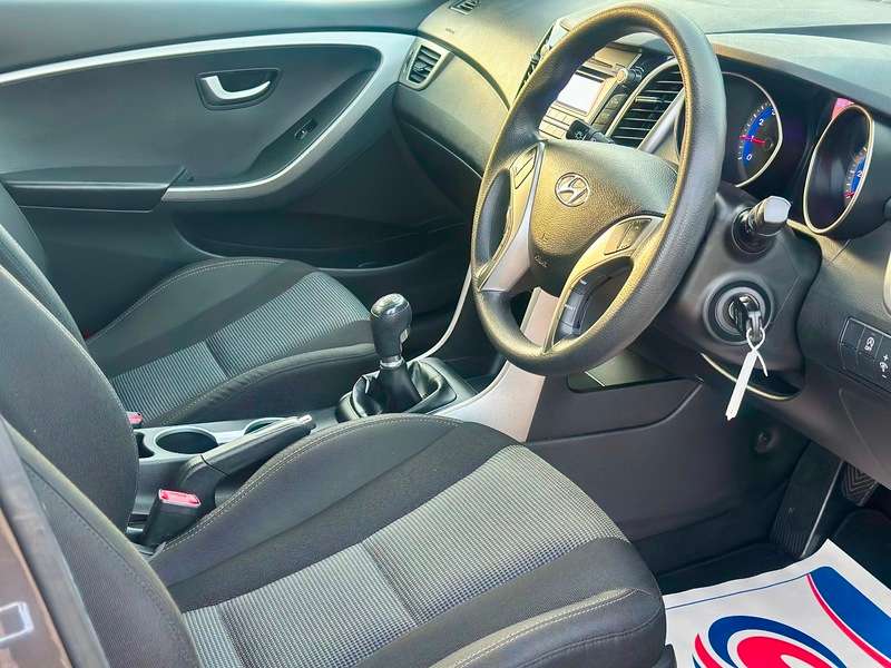 2015 HYUNDAI I30 2015 HYUNDAI I30