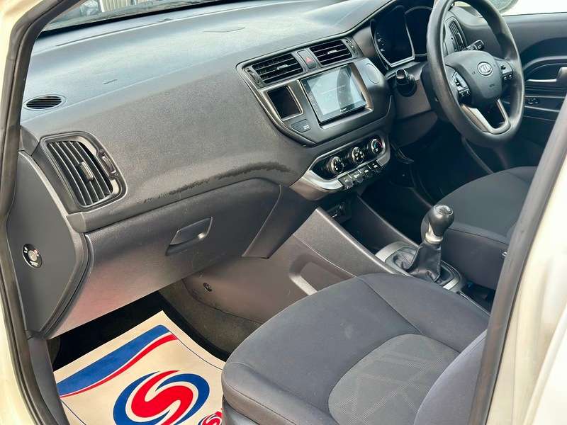 2012 KIA RIO 2012 KIA RIO