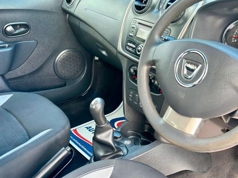 2015 DACIA SANDERO 2015 DACIA SANDERO