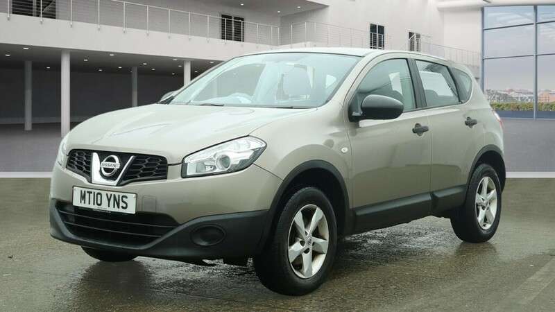 A 2010 NISSAN QASHQAI VISIA A 2010 NISSAN QASHQAI VISIA