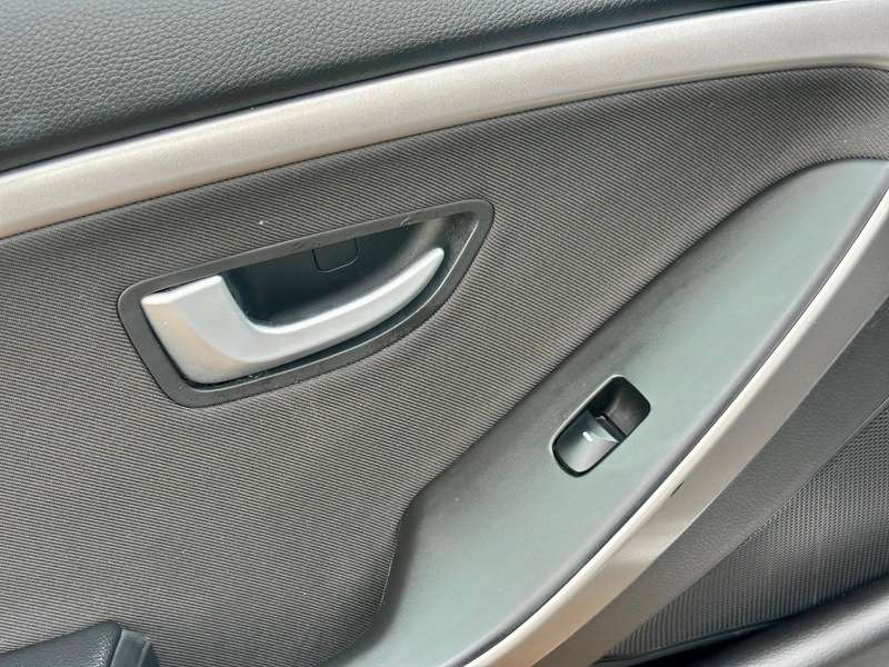 2015 HYUNDAI I30 2015 HYUNDAI I30