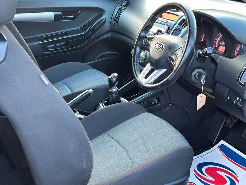 2012 KIA CEED 2012 KIA CEED