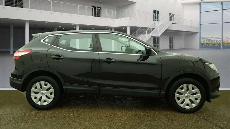 A 2014 NISSAN QASHQAI DCI VISIA SMART VISION A 2014 NISSAN QASHQAI DCI VISIA SMART VISION