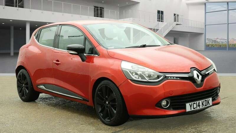 A 2014 RENAULT CLIO DYNAMIQUE S MEDIANAV ENERGY DCI S/S A 2014 RENAULT CLIO DYNAMIQUE S MEDIANAV ENERGY DCI S/S