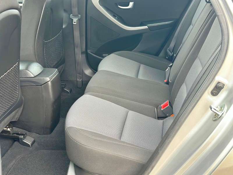 2015 HYUNDAI I30 2015 HYUNDAI I30