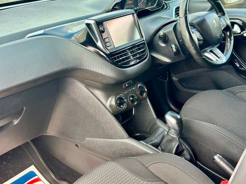 2016 PEUGEOT 208 2016 PEUGEOT 208