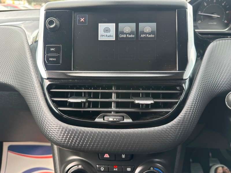 2015 PEUGEOT 208 2015 PEUGEOT 208