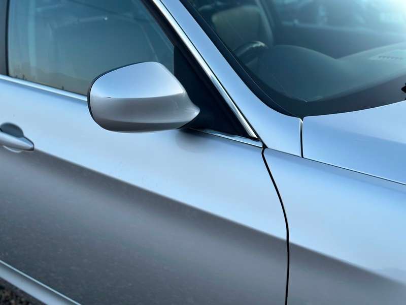 2011 BMW 3 SERIES 2011 BMW 3 SERIES