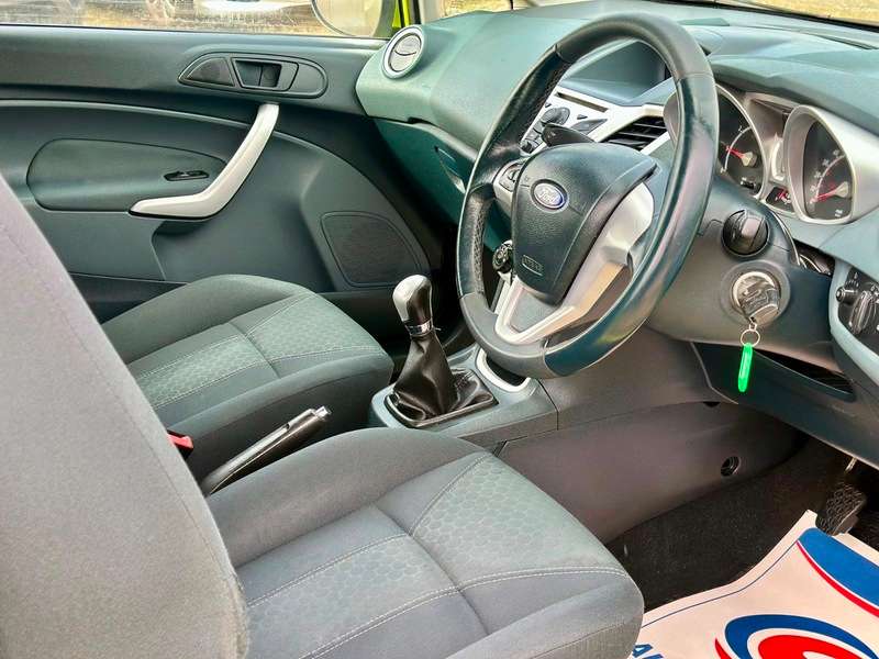 2010 FORD FIESTA 2010 FORD FIESTA