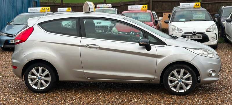 2010 FORD FIESTA 2010 FORD FIESTA