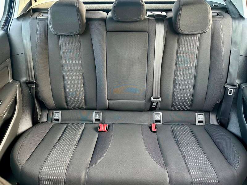 2016 PEUGEOT 308 2016 PEUGEOT 308