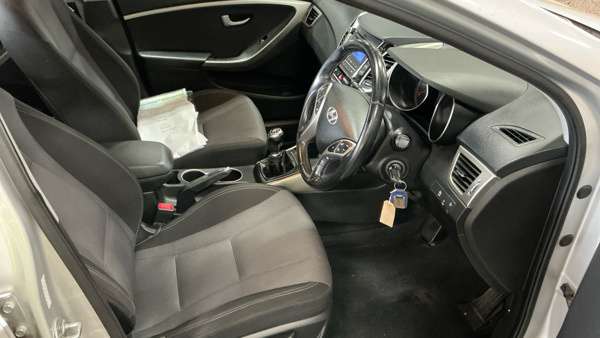 2015 HYUNDAI I30 2015 HYUNDAI I30
