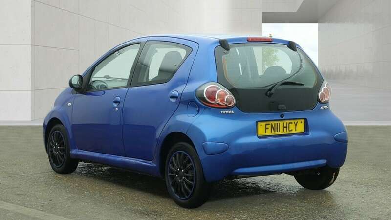 2011 TOYOTA AYGO 2011 TOYOTA AYGO