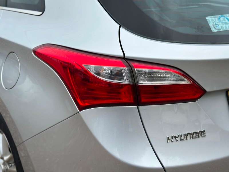2015 HYUNDAI I30 2015 HYUNDAI I30