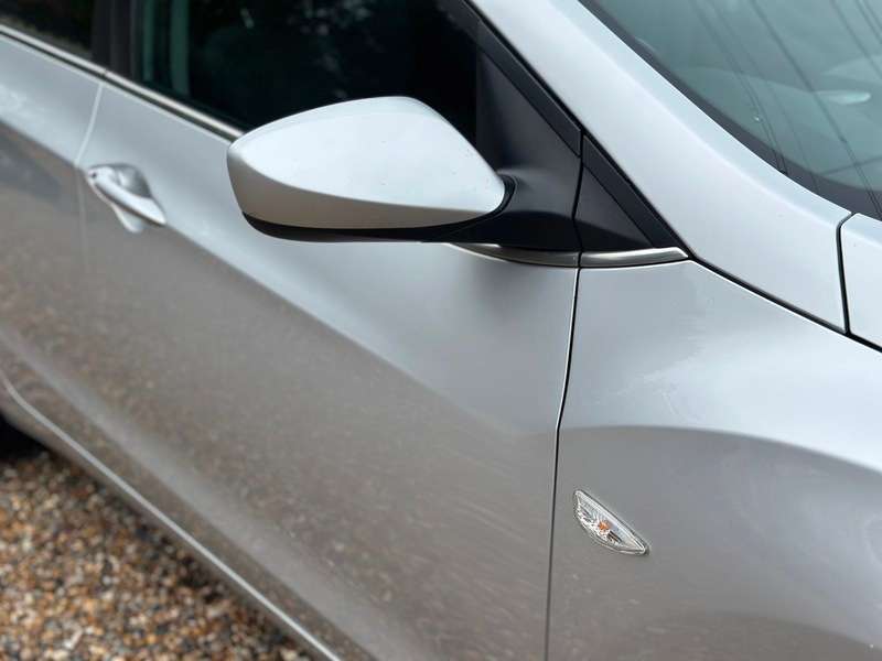 2015 HYUNDAI I30 2015 HYUNDAI I30