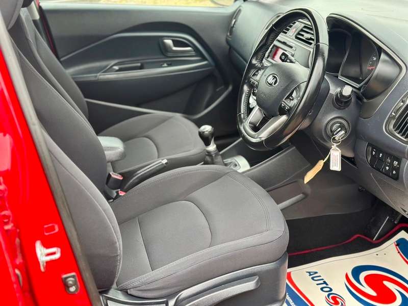 2014 KIA RIO 2014 KIA RIO