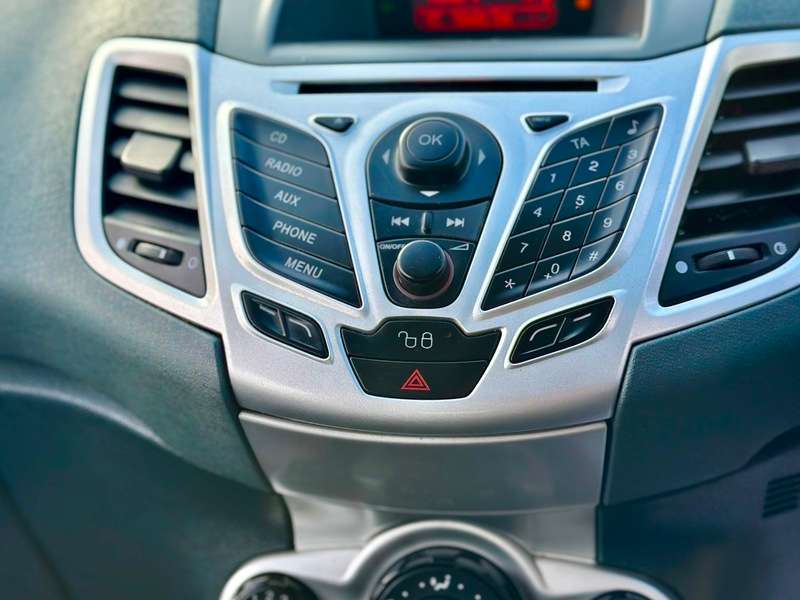 2010 FORD FIESTA 2010 FORD FIESTA