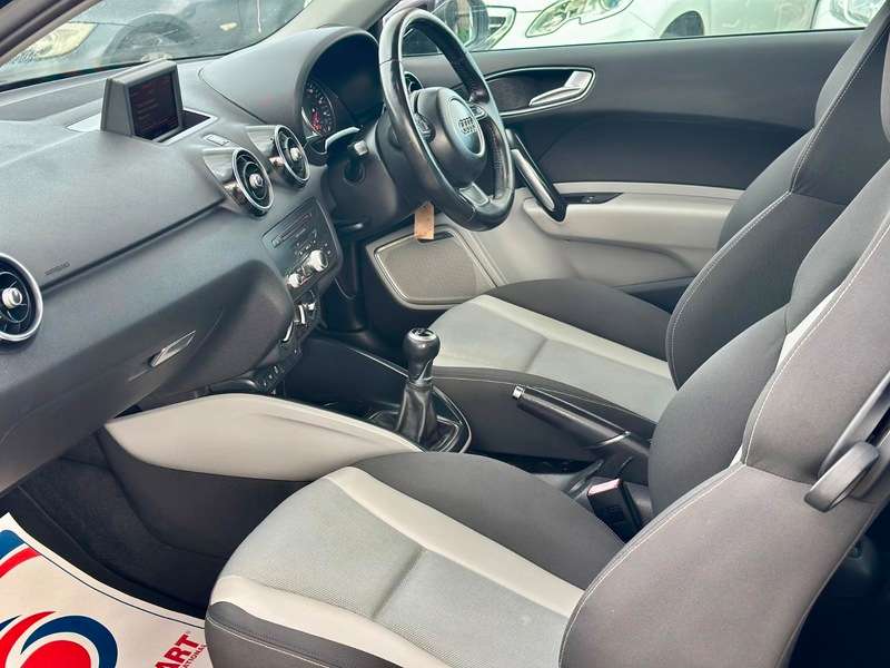 2011 AUDI A1 2011 AUDI A1