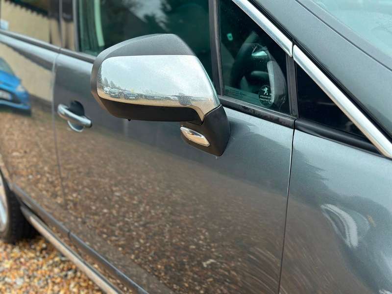 A 2014 PEUGEOT 3008 HDI ALLURE A 2014 PEUGEOT 3008 HDI ALLURE