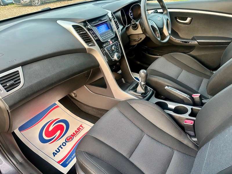 2015 HYUNDAI I30 2015 HYUNDAI I30