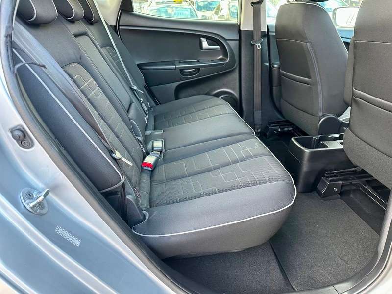 2010 KIA VENGA 2010 KIA VENGA