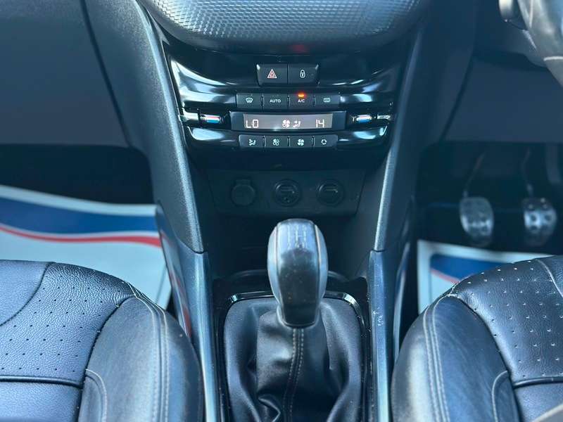 2013 PEUGEOT 2008 2013 PEUGEOT 2008