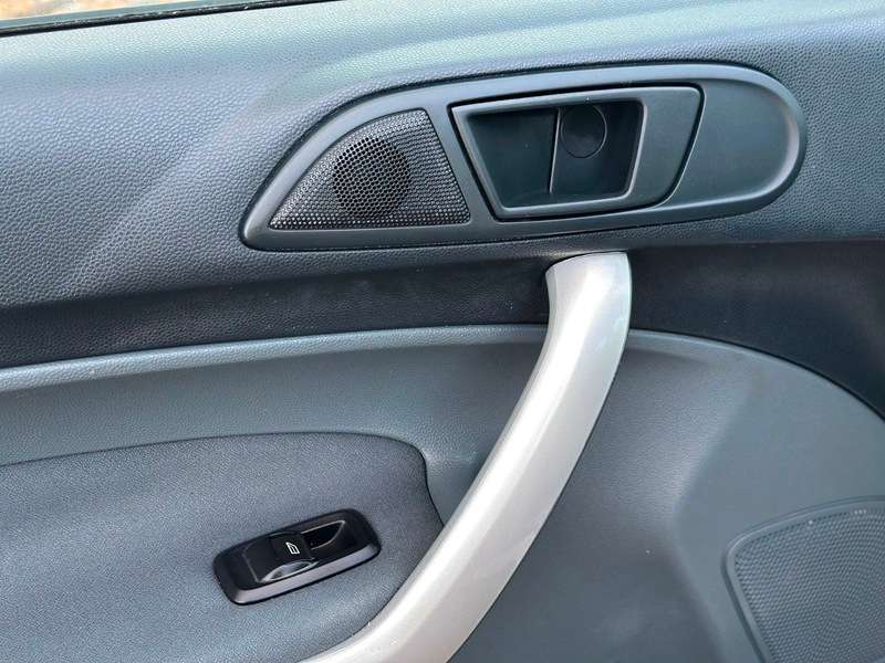 2010 FORD FIESTA 2010 FORD FIESTA