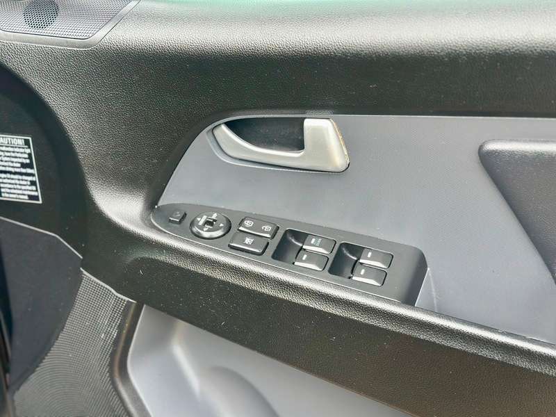 2012 KIA SPORTAGE 2012 KIA SPORTAGE