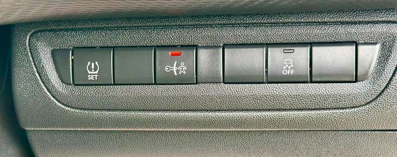 2016 PEUGEOT 208 2016 PEUGEOT 208