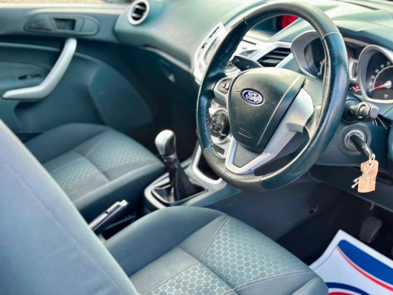 2010 FORD FIESTA 2010 FORD FIESTA