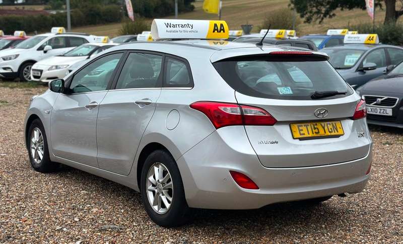 2015 HYUNDAI I30 2015 HYUNDAI I30