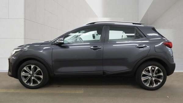 2017 KIA STONIC 2017 KIA STONIC