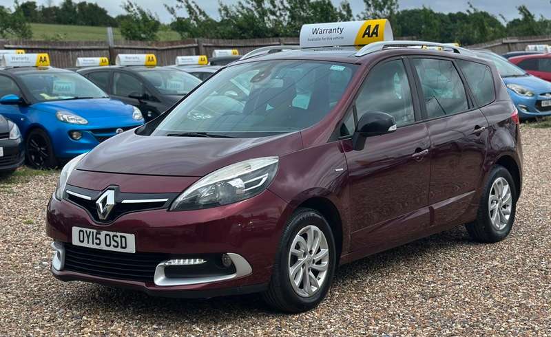 A 2015 RENAULT SCENIC GRAND LIMITED ENERGY DCI S/S A 2015 RENAULT SCENIC GRAND LIMITED ENERGY DCI S/S