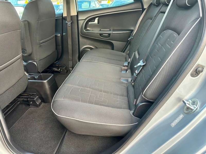 2010 KIA VENGA 2010 KIA VENGA