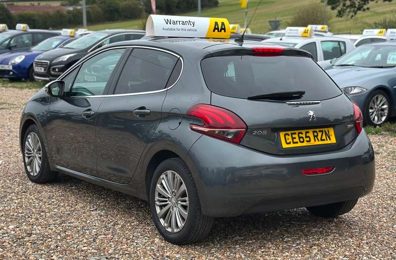 2015 PEUGEOT 208 2015 PEUGEOT 208