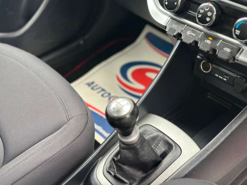 2014 KIA RIO 2014 KIA RIO