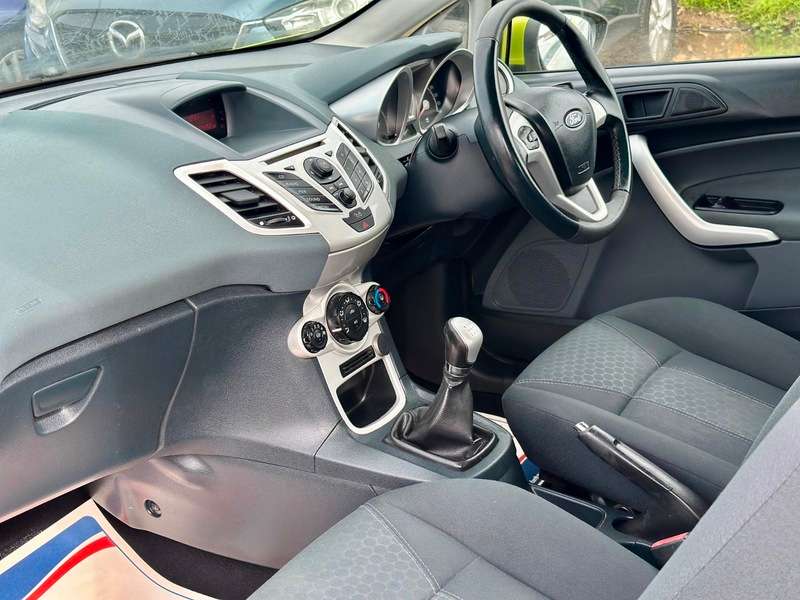 2010 FORD FIESTA 2010 FORD FIESTA