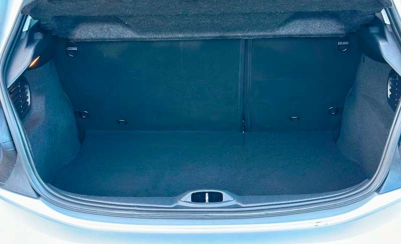 2015 PEUGEOT 208 2015 PEUGEOT 208