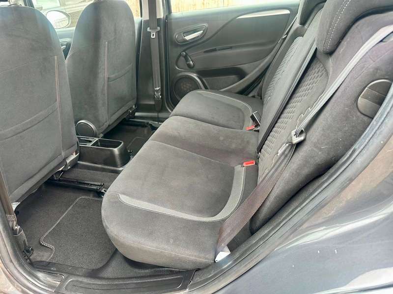2014 FIAT PUNTO 2014 FIAT PUNTO