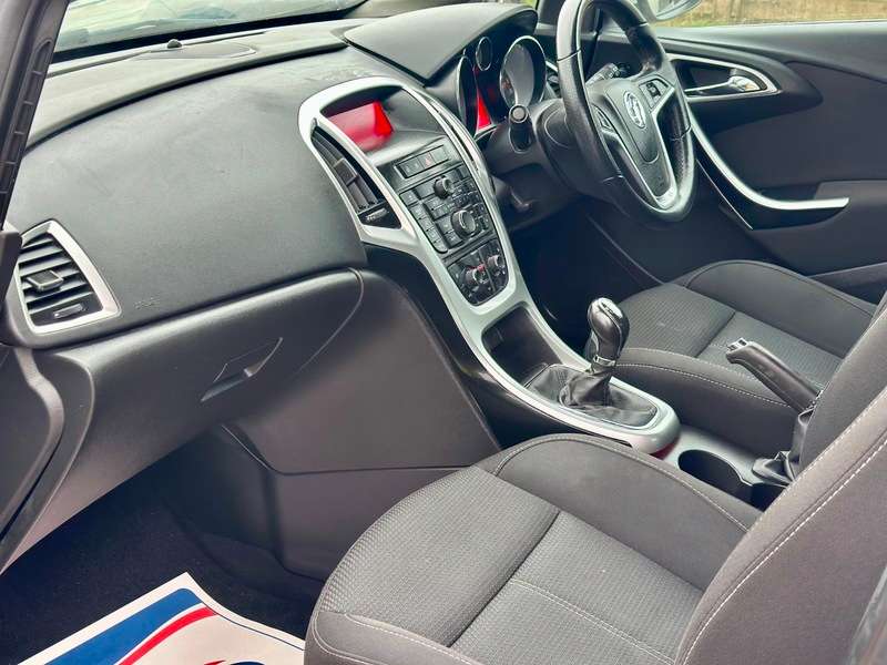 2014 VAUXHALL ASTRA 2014 VAUXHALL ASTRA