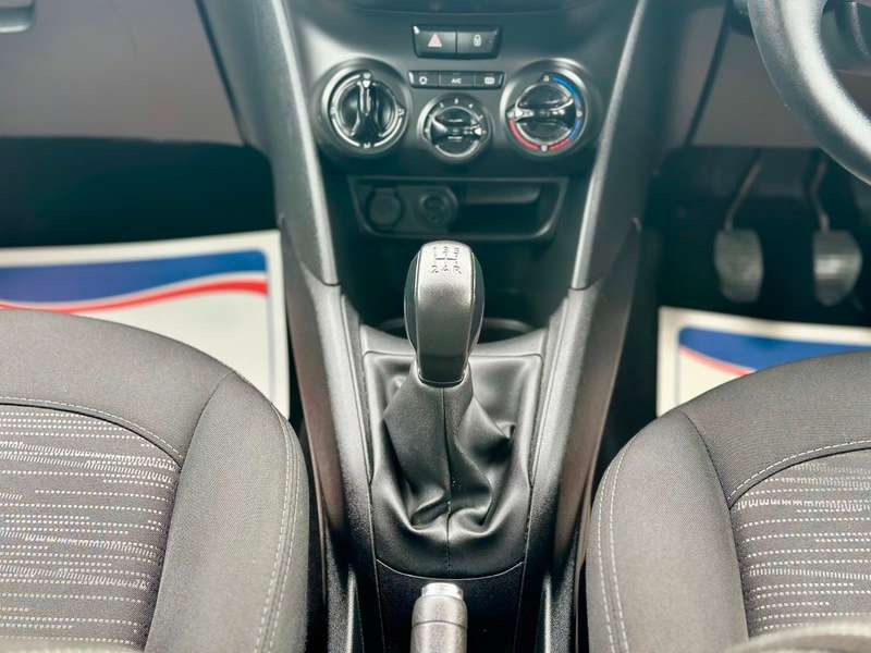 2016 PEUGEOT 208 2016 PEUGEOT 208