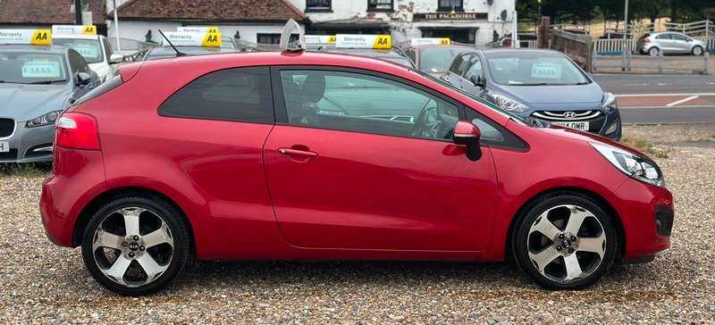 2014 KIA RIO 2014 KIA RIO
