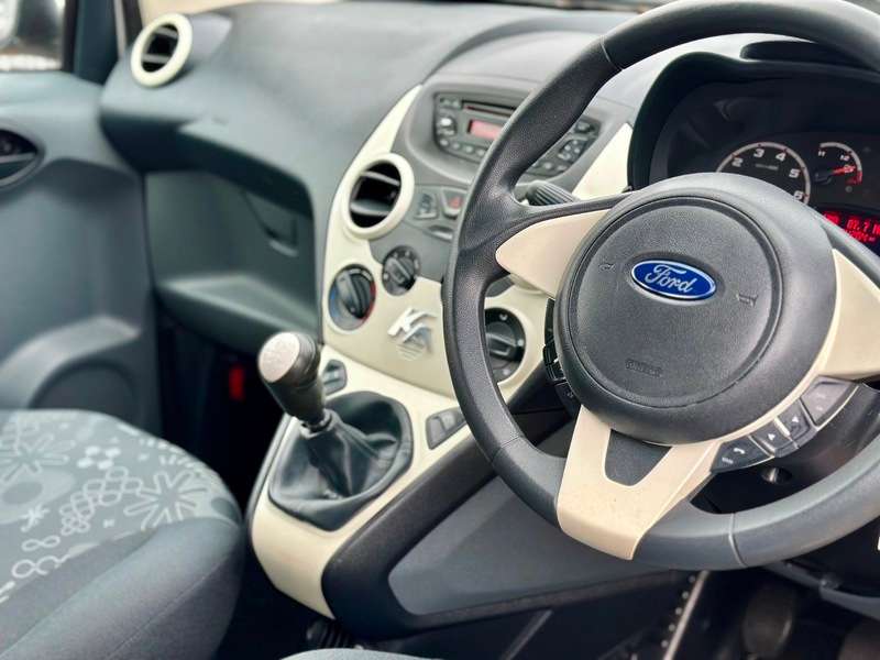 2012 FORD KA 2012 FORD KA