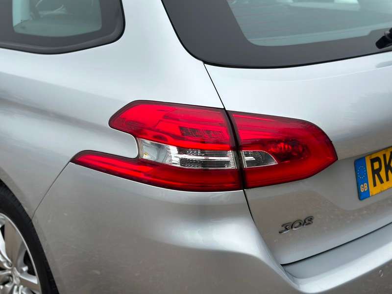 2016 PEUGEOT 308 2016 PEUGEOT 308