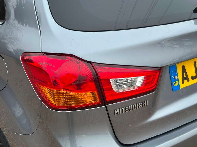 2015 MITSUBISHI ASX 2015 MITSUBISHI ASX